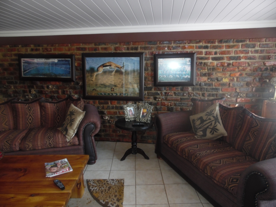 3 Bedroom Property for Sale in Jim Fouchepark Free State